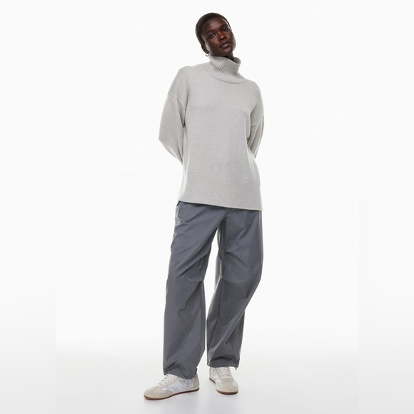 The Group Emerson Pant in Serpent Grey Size 0 Aritzia #107651 - Picture 2 of 13